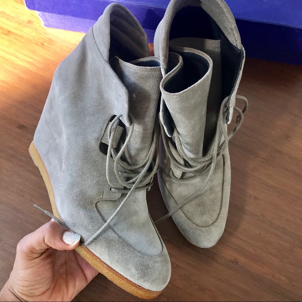 Stuart Weitzman kidstuff wedge lace up booties ❤️